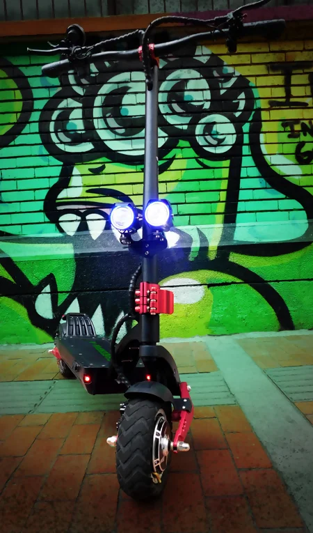 PATINETA ELÉCTRICA<br>XTREME<br>C7-1600W